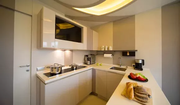 Глянцевая кухня в Ростове-на-Дону