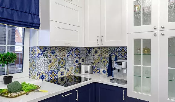 Синяя кухня в Санкт-Петербурге