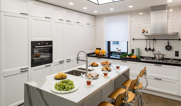 Кухни из массива дерева